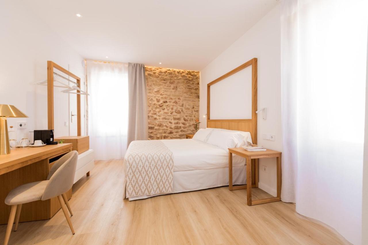 Отель Petit Palau Alcudia - Adults Only Экстерьер фото